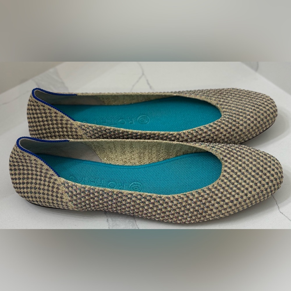ROTHY’S ballet rounded cream and sparkle flat. (Worn once)